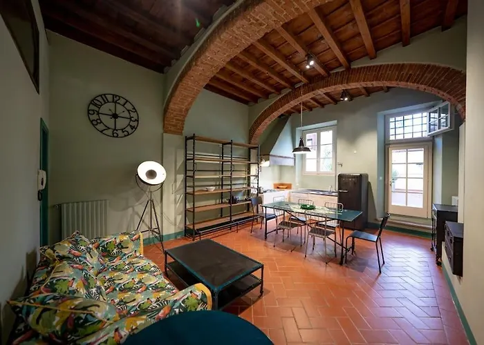 Raffinato Trilocale San Frediano